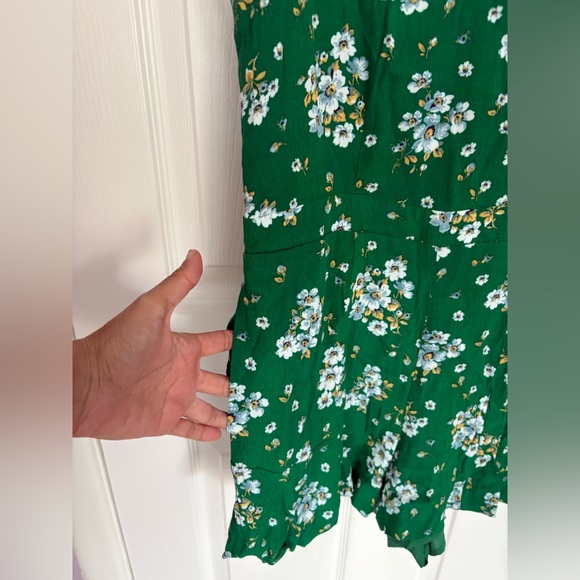 LOFT Vibrant Green Floral Romper size 4 - Picture 6 of 10